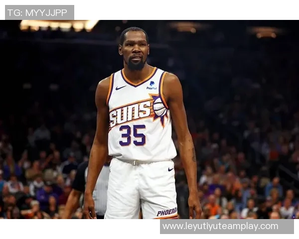 迪亚巴特表现出色9投7中高效斩获17分12篮板并贡献6个前场篮板 迪亚巴特表现出色9投7中高效斩获17分12篮板并贡献6个前场篮板